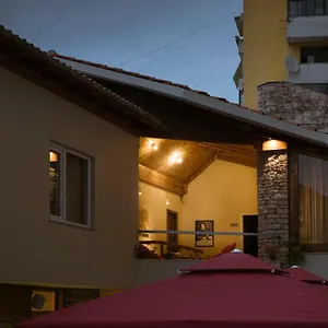 Mosaic Albergue